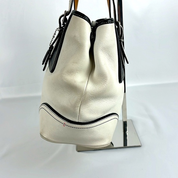Coach Hamptons Classic Black and White Leather Hand Bag M3Q-9605 Zip Closure - Picture 4 of 16